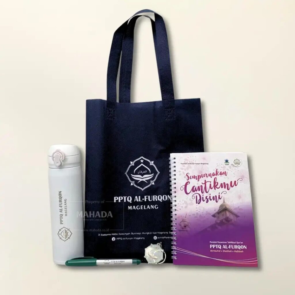 seminar kit 5 berisi goodiebag tumbler buku agenda pulpen dan gantungan kunci